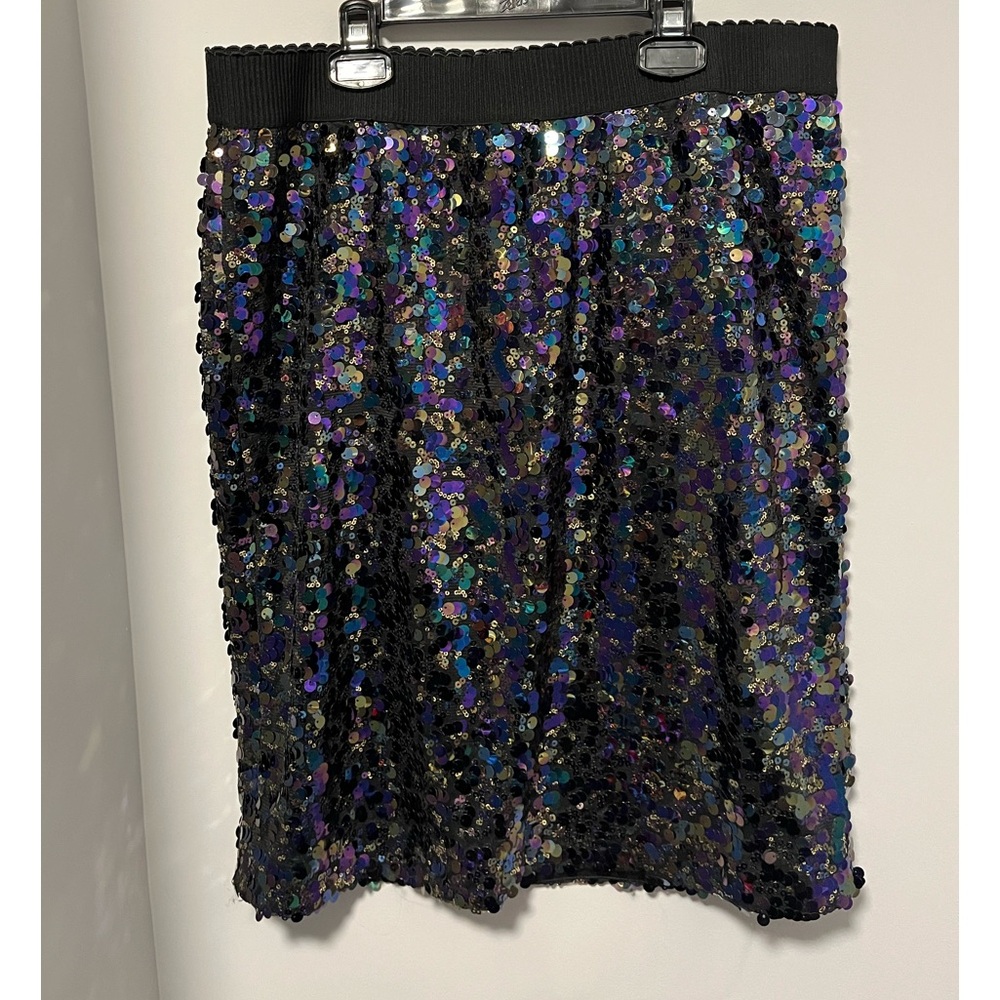 Sequin pencil skirt